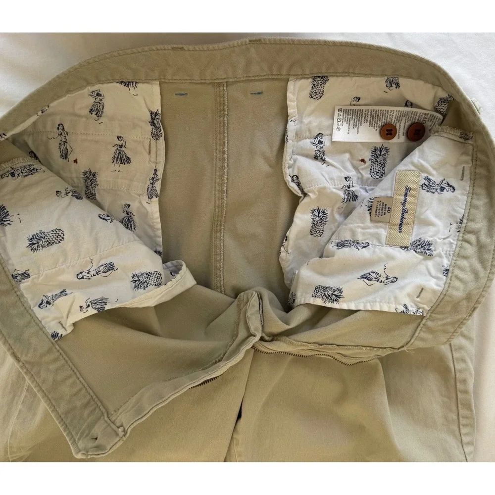 Tommy Bahama Boracay Chino Shorts Men's Size 40 Khaki Golf Casual Travel Beach